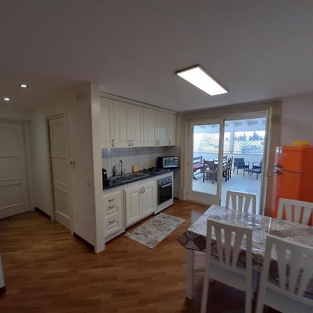 Dimora Emilia Apartment Лече Екстериор снимка