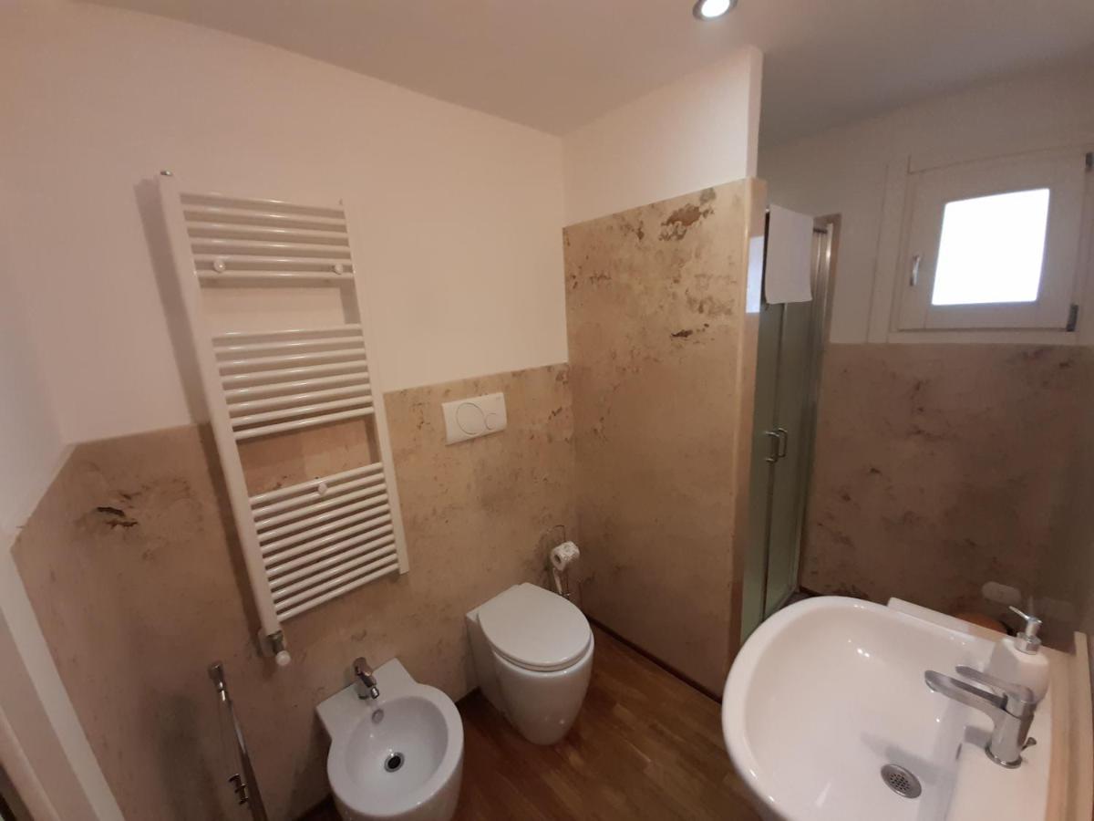 Dimora Emilia Apartment Лече Екстериор снимка